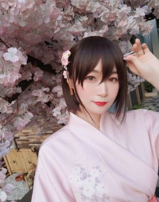 欧美风女装均码_高清动漫免费观看
