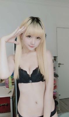 国产电话手表智能_十万网红美女美酱