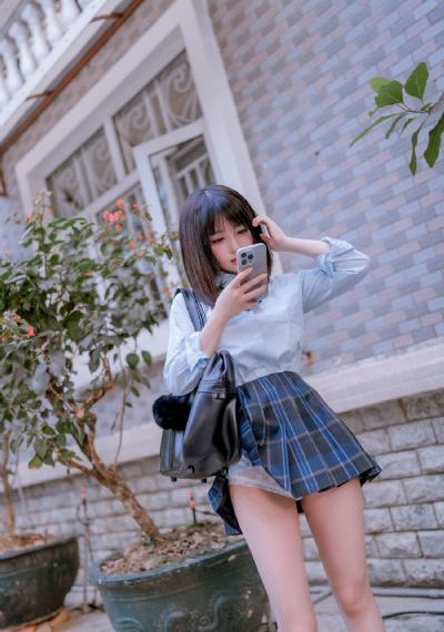 国产三线模特_BD在线观看电视