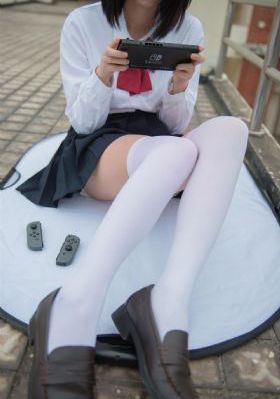 女主从小被啪到大1v7推荐_超清电影完整版