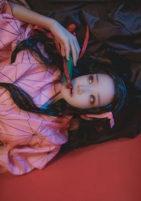 欧美夜店蹦迪_1080HD高清在线观看